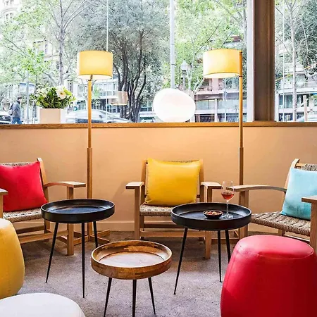 Ibis Styles Barcelona Centre-3